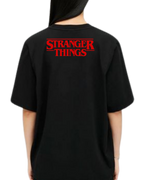 Polera Algodón Dark Hawkins Tee — Stranger Things