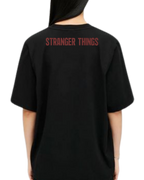 Polera Algodón Dark Finale Tee — Stranger Things